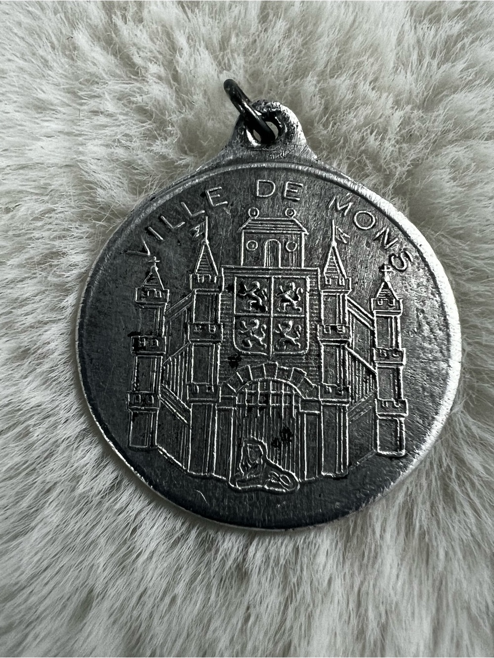 Vintage WWI 1918 Ville De Mons Canadian Soldier Medal Medallion